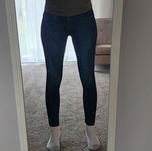 26x28 Levi's Signature Skinny Jeans